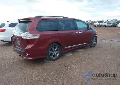 2016 Toyota Sienna Se 8 Passenger from USA, damaged, VIN 5TDXK3DC6GS721378